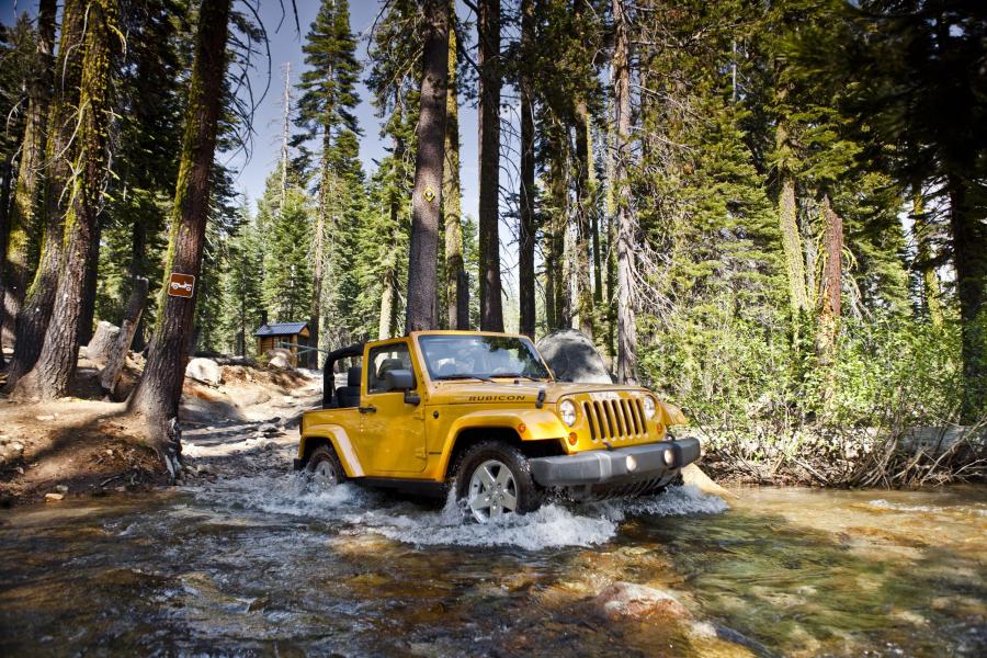  Jeep Wrangler Rubicon 2012 года  (фото 12 из 14)